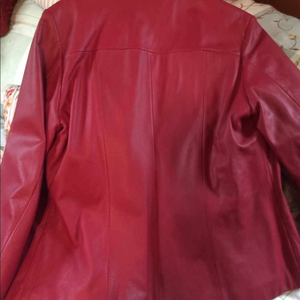 Leather jacket - Picture 3 of 3